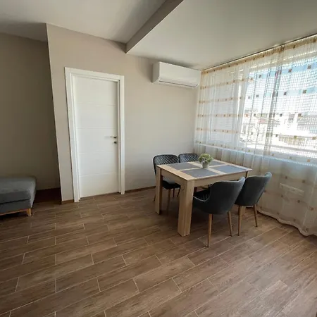 64 Appartamento Pomorie